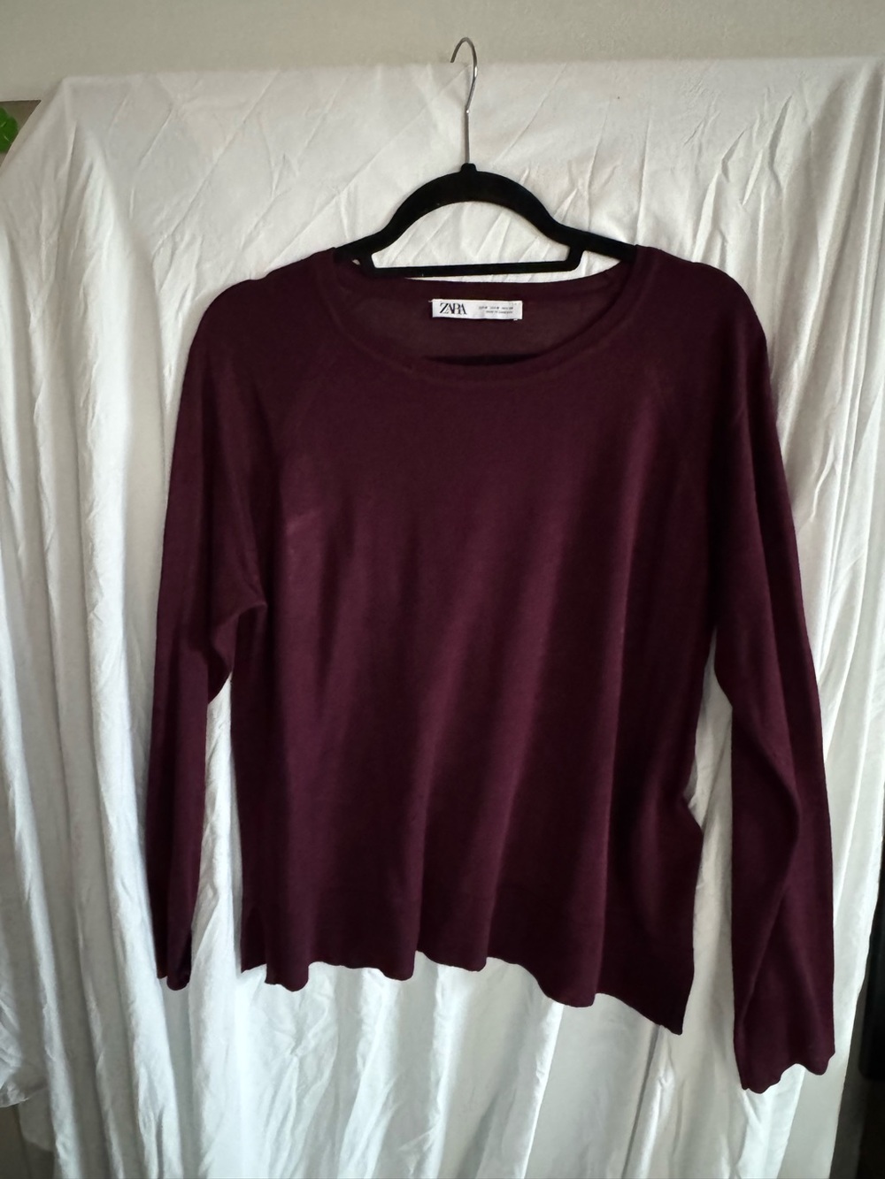 Zara Burgundy Oversized Lightweight Knit Sweater Size M Side Slits